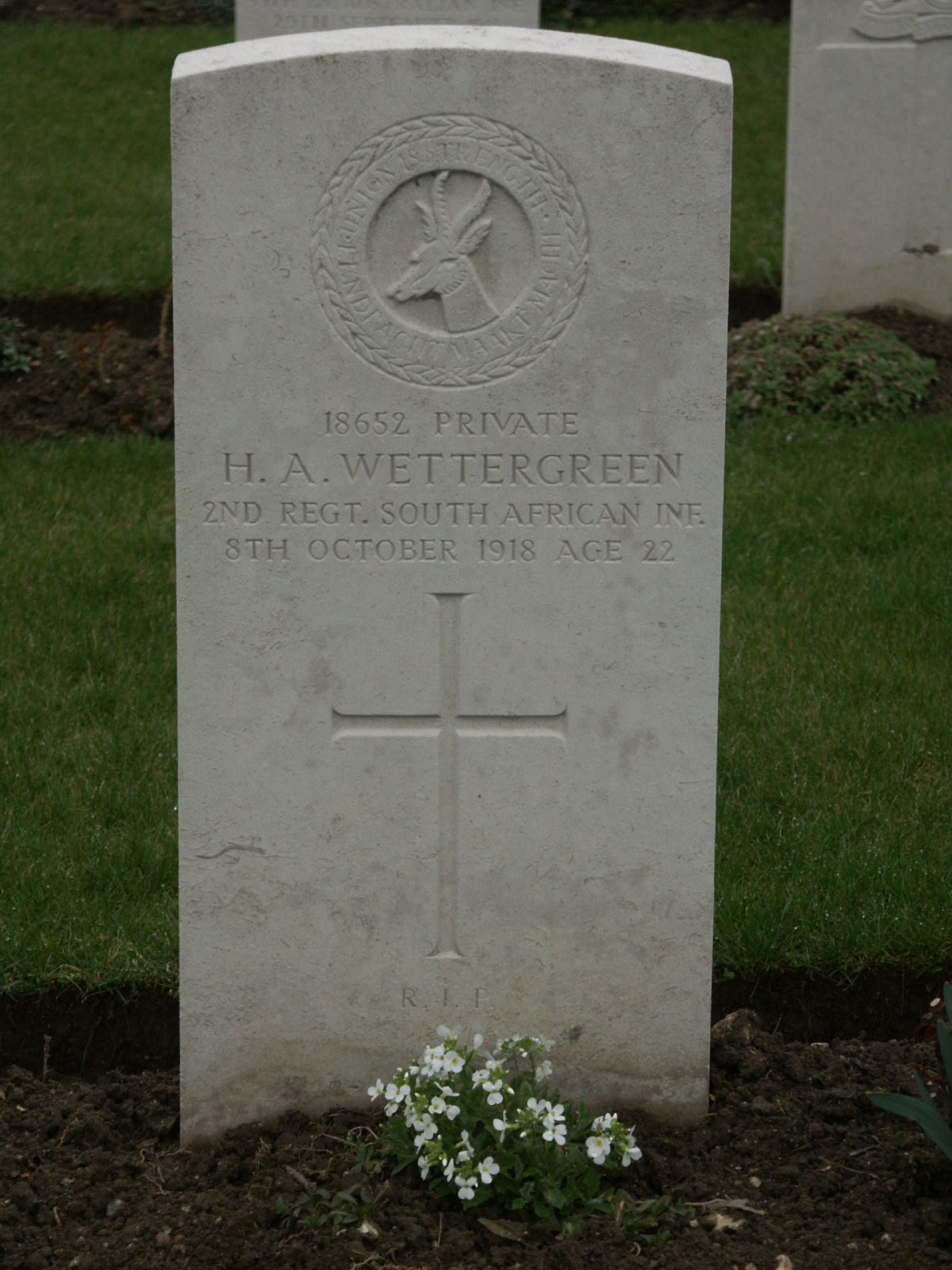 Photo from /search/photos/France/Aisne/BELLICOURT BRITISH CEMETERY/BELLICOURT BRITISH CEMETERY_wettergreen_ha.jpg